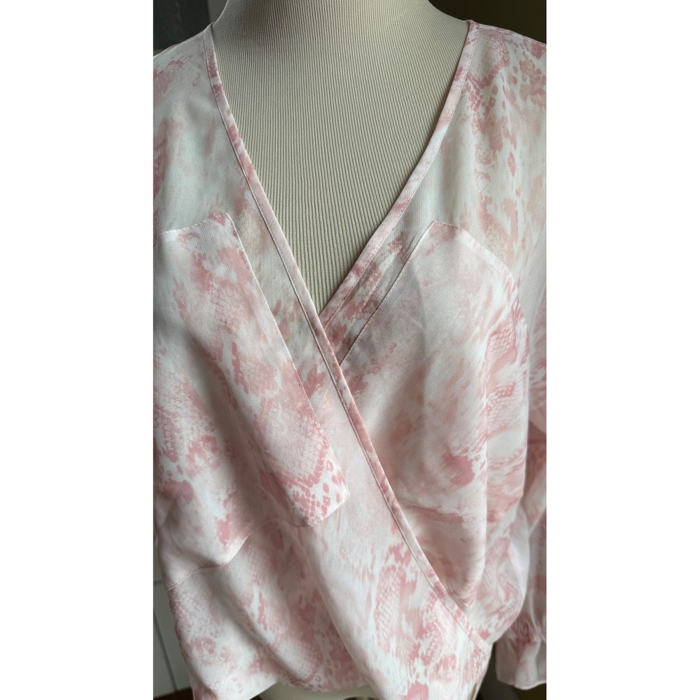 AllSaints Penny Masala Top Soft Pink Snake Print Wrap V-Neck Blouse 2 NEW $150 - Picture 4 of 9